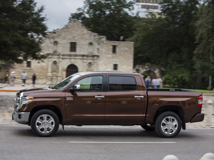  Toyota Tundra 1794 Edition 2013 года  (фото 21 из 40)
